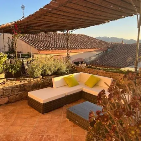 Capo D Orso - Borgo Dell Orso - Tatil Evi *